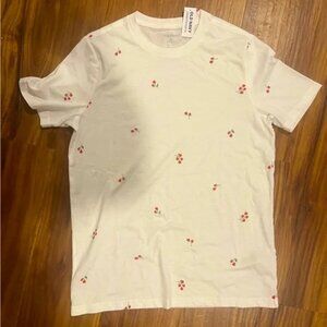 Old Navy NWT men’s xs cherry print tee shirt